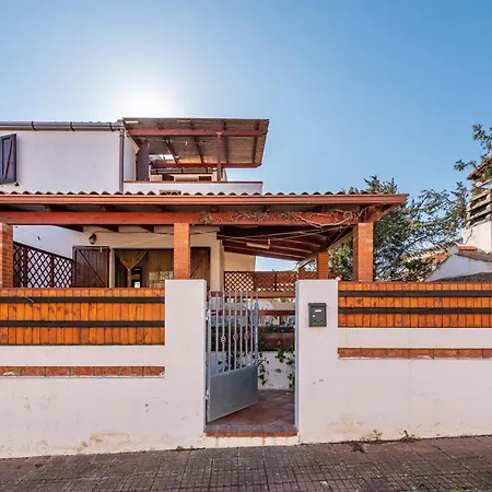 Tatil Evi Via Delle Mimose 14