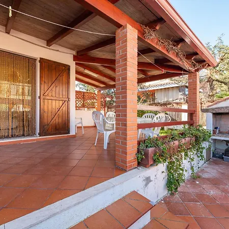 Tatil Evi Via Delle Mimose 14 *